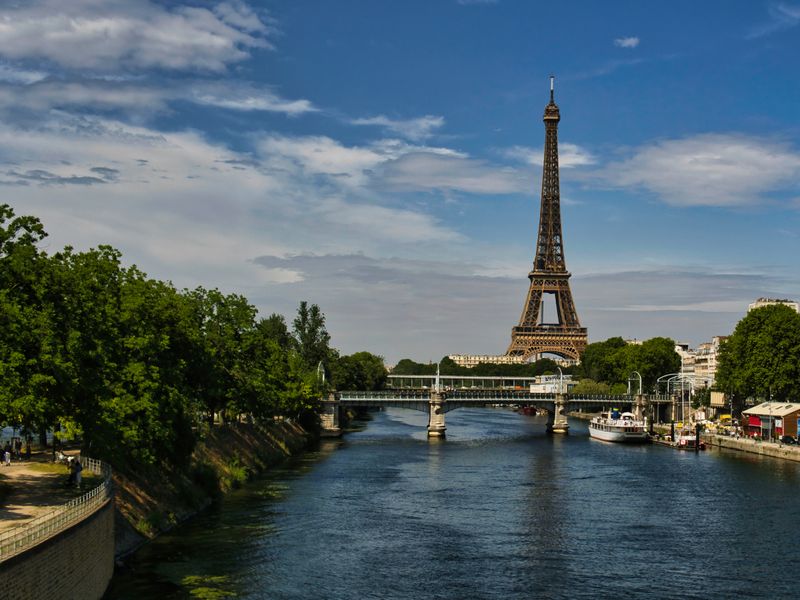 Paris city break holiday package from Ireland